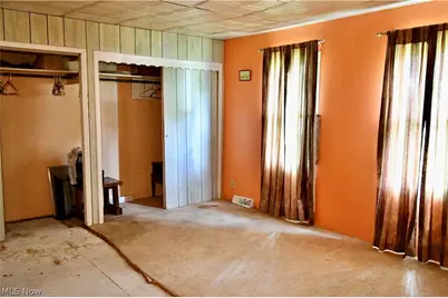 737 Porter Avenue, Campbell, OH 44405 - Photo 11