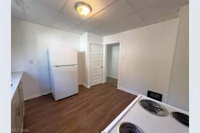 154 W Washington Street, Alliance, OH 44601 - Photo 7