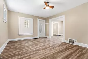 58 1st St, Campbell, OH 44405 - Photo 11