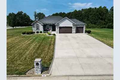 124 Cedars Drive, Poland, OH 44514 - Photo 1