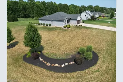 124 Cedars Drive, Poland, OH 44514 - Photo 7
