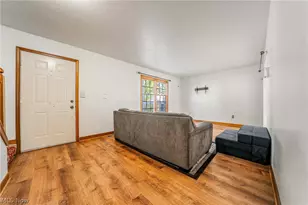 1211 Big Falls Ave, Akron, OH 44310 - Photo 5
