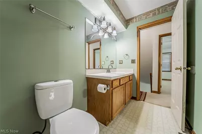 1211 Big Falls Avenue, Akron, OH 44310 - Photo 13