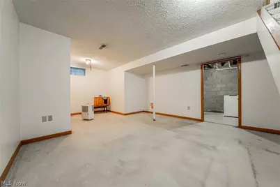 1211 Big Falls Avenue, Akron, OH 44310 - Photo 23