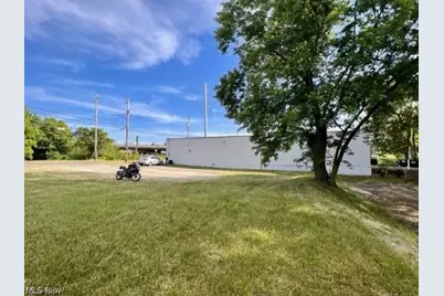 988 W Bowery Street, Akron, OH 44307 - Photo 19