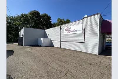 988 W Bowery Street, Akron, OH 44307 - Photo 5
