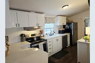 324 Fairview Street #91, West Lafayette, OH 43845 - Photo 7