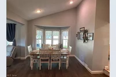 112 Karns Drive, Dover, OH 44622 - Photo 9