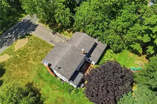 1941 Bathgate Ave, Madison, OH 44057 - Photo 3