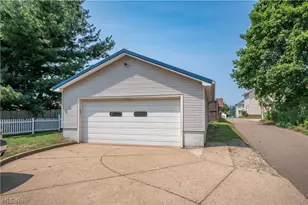 119 5th St NE, North Canton, OH 44720 - Photo 31