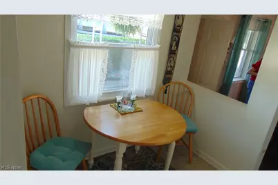 34090 Roberts Road, Eastlake, OH 44095 - Photo 15