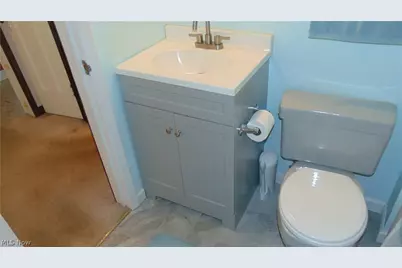 34090 Roberts Road, Eastlake, OH 44095 - Photo 25