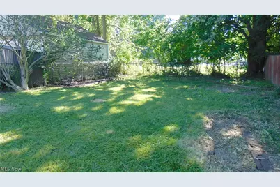 34090 Roberts Road, Eastlake, OH 44095 - Photo 5
