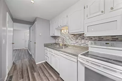 974 Wadsworth Road, Medina, OH 44256 - Photo 3