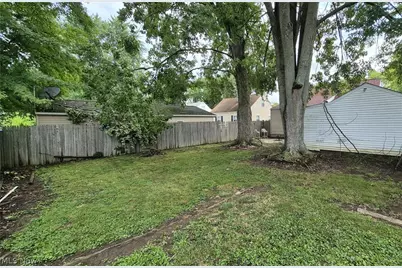 513 Henry Street, Elyria, OH 44035 - Photo 17
