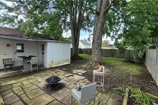 513 Henry St, Elyria, OH 44035 - Photo 15