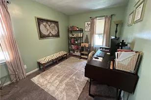31910 Dickerson Rd, Willowick, OH 44095 - Photo 11
