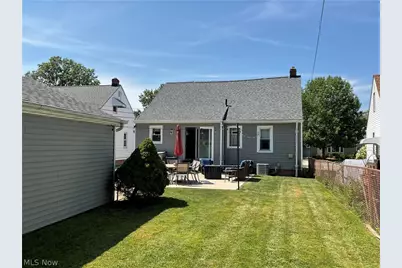 31910 Dickerson Road, Willowick, OH 44095 - Photo 21