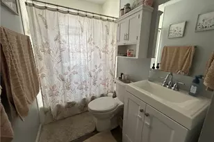 31910 Dickerson Rd, Willowick, OH 44095 - Photo 9