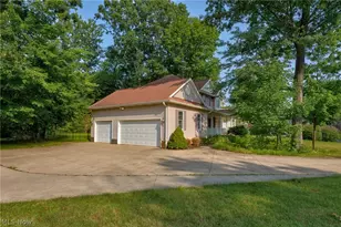 6506 Forestwood St NW, Canton, OH 44718 - Photo 33