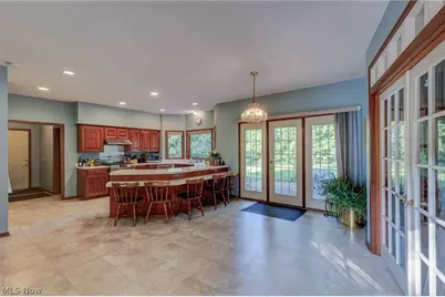 6506 Forestwood Street NW, Canton, OH 44718 - Photo 9