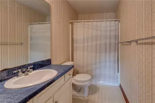 6506 Forestwood St NW, Canton, OH 44718 - Photo 21