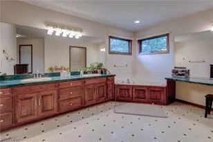 6506 Forestwood St NW, Canton, OH 44718 - Photo 25