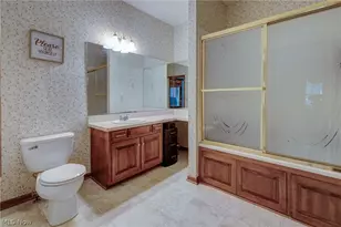 6506 Forestwood St NW, Canton, OH 44718 - Photo 15