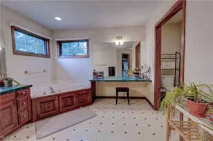 6506 Forestwood St NW, Canton, OH 44718 - Photo 25