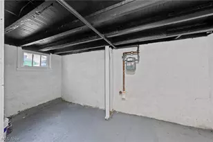 109 15th St NW, Barberton, OH 44203 - Photo 33