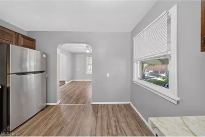 378 Hillwood Drive, Akron, OH 44320 - Photo 13