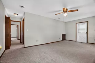 12757 Chamberlain Rd, Aurora, OH 44202 - Photo 27