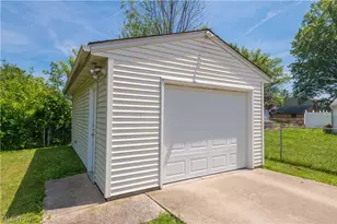 1613 Lakeview Ave, Lorain, OH 44053 - Photo 23