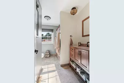 1648 Plymouth Knoll Avenue NW, Massillon, OH 44646 - Photo 17