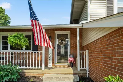1648 Plymouth Knoll Avenue NW, Massillon, OH 44646 - Photo 3