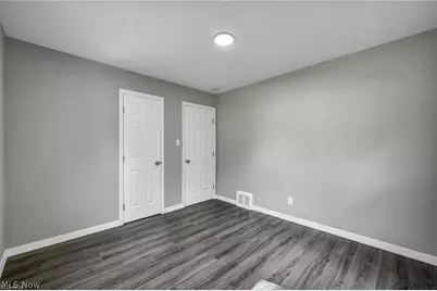 1291 Hardesty Boulevard, Akron, OH 44320 - Photo 11