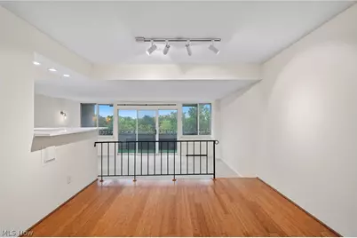 12900 Lake Avenue #811, Oakwood, OH 44107 - Photo 5