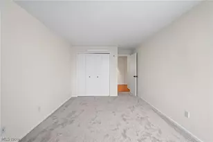 12900 Lake Ave, Oakwood, OH 44107 - Photo 21