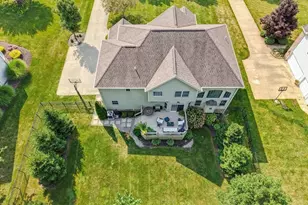 1049 Whispering Woods Dr, Macedonia, OH 44056 - Photo 5