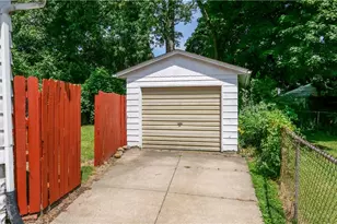 453 Marview Ave, Akron, OH 44310 - Photo 29