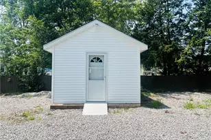 9849 Bright Dr, Windham, OH 44288 - Photo 27