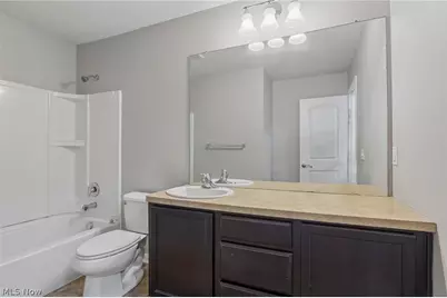 106 Rotili Lane, Akron, OH 44321 - Photo 35