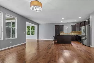 106 Rotili Lane, Akron, OH 44321 - Photo 9