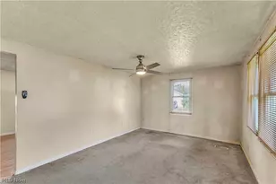 445 Morgan Ct, LaGrange, OH 44050 - Photo 7