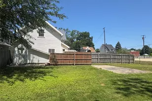 1638 W 6th St, Ashtabula, OH 44004 - Photo 5