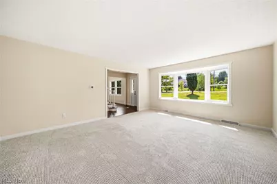 17911 Snyder Road, Chagrin Falls, OH 44023 - Photo 7