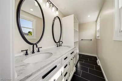 17911 Snyder Road, Chagrin Falls, OH 44023 - Photo 23