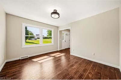 17911 Snyder Road, Chagrin Falls, OH 44023 - Photo 9