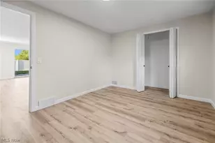 6142 Mark Dr, Huber Heights, OH 44146 - Photo 23