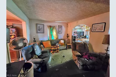 264 5th Street NE, Barberton, OH 44203 - Photo 7